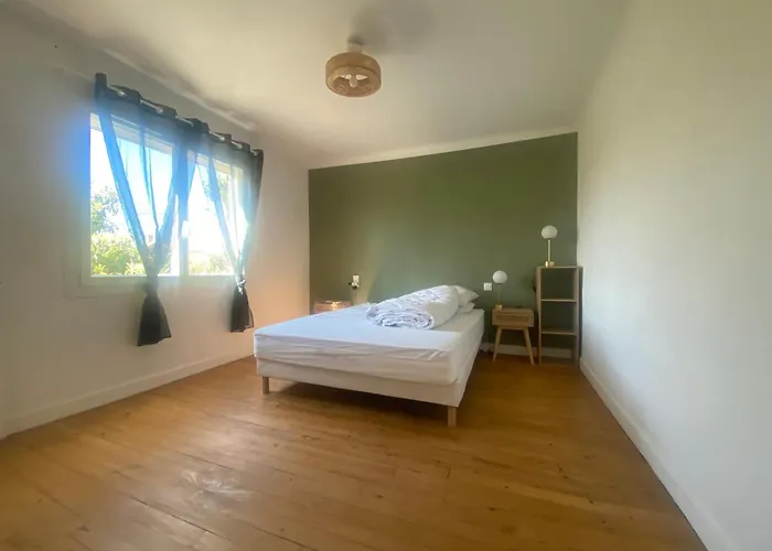 Holiday home Maison Gerard Philippe *